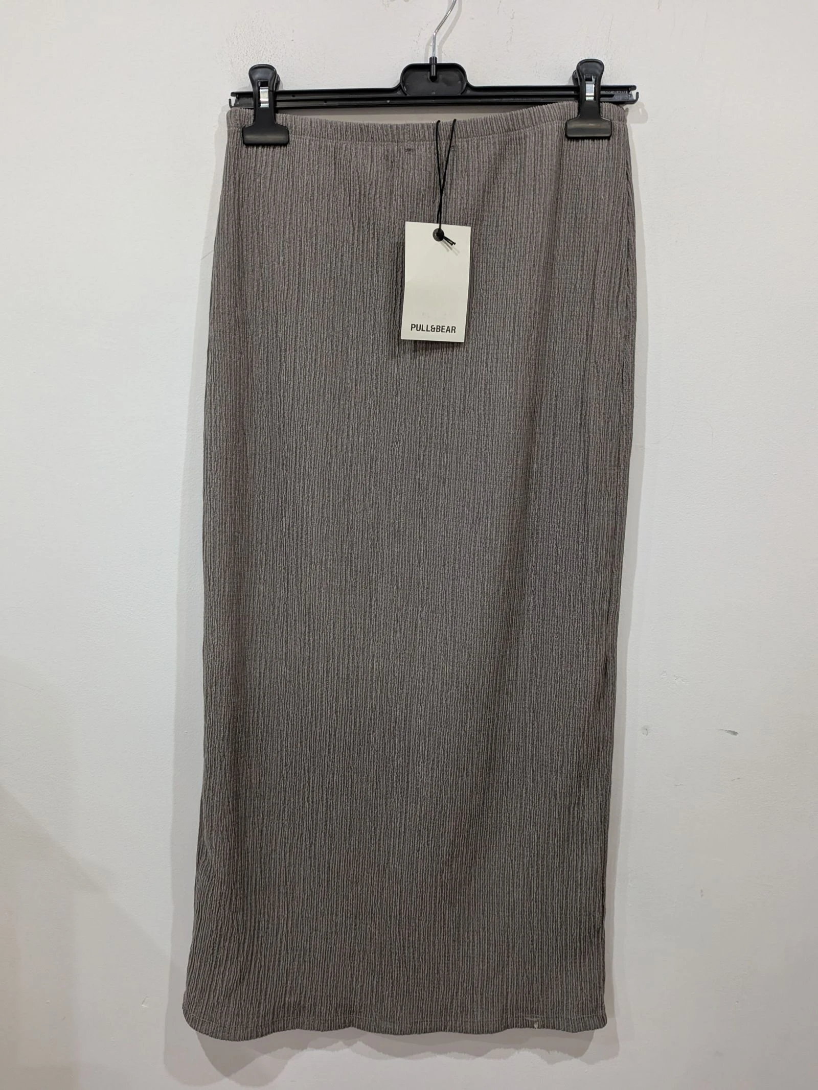 Saia Midi Texturizada Cinza com Cintura Elástica tamanho M da Pull & Bear – photo 6